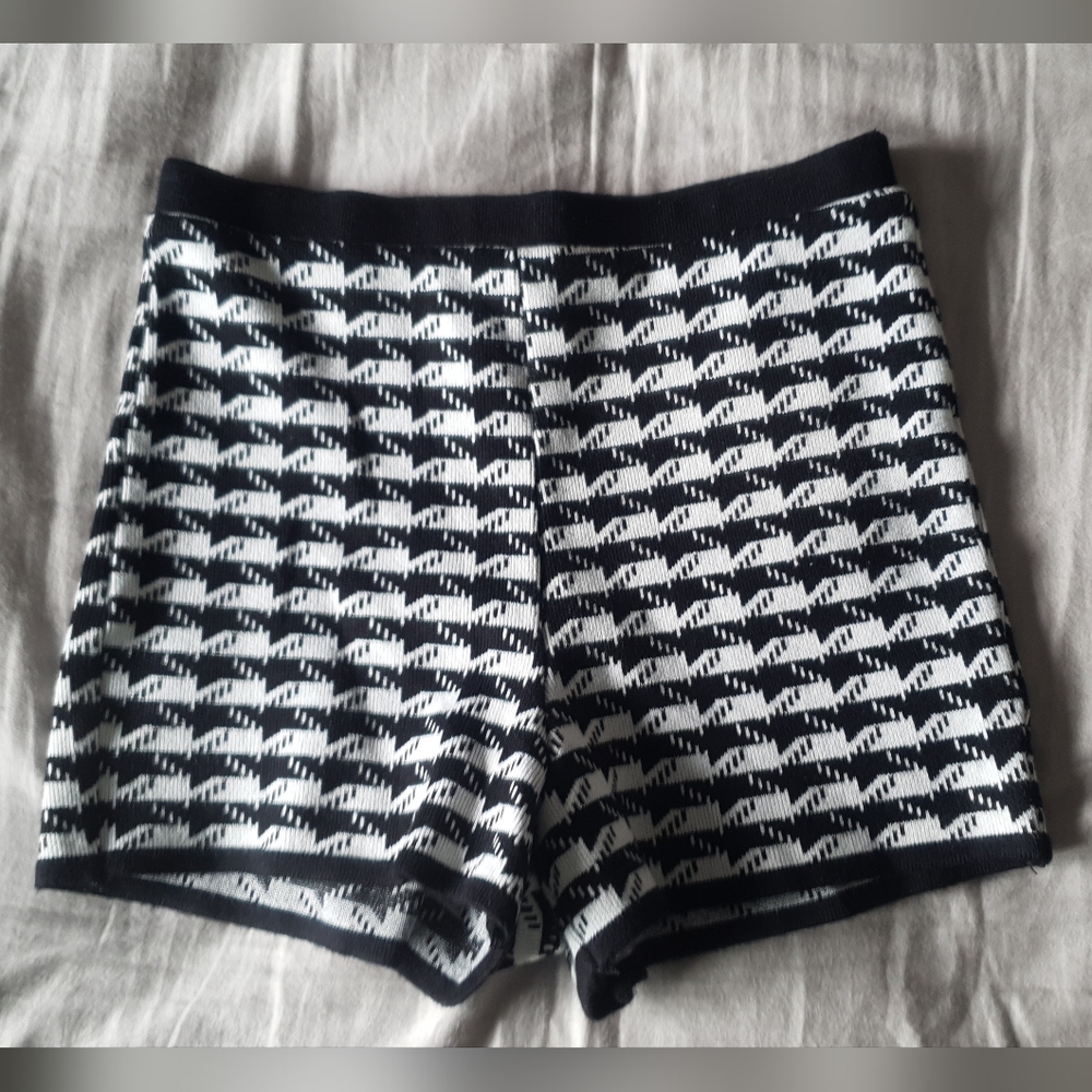 Forever 21 Monochrome Patterned Shorts
